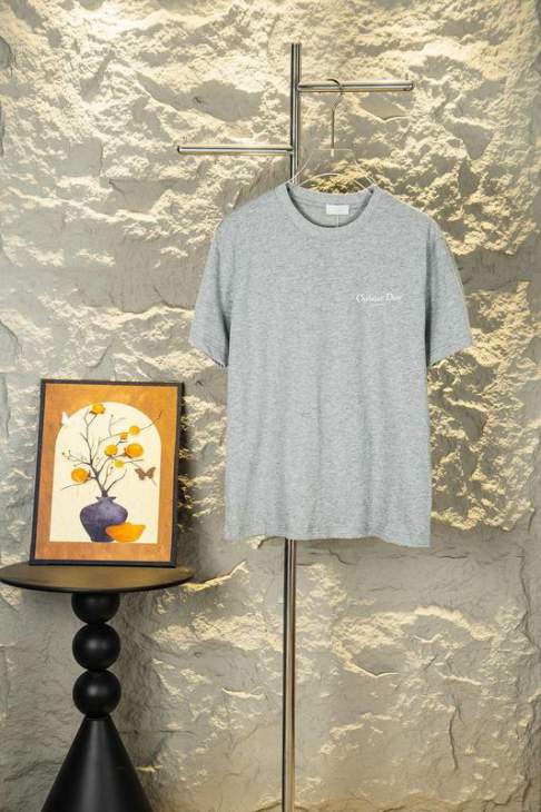 Picture of Dior T Shirts Short _SKUDiorS-XLxetrY4915580